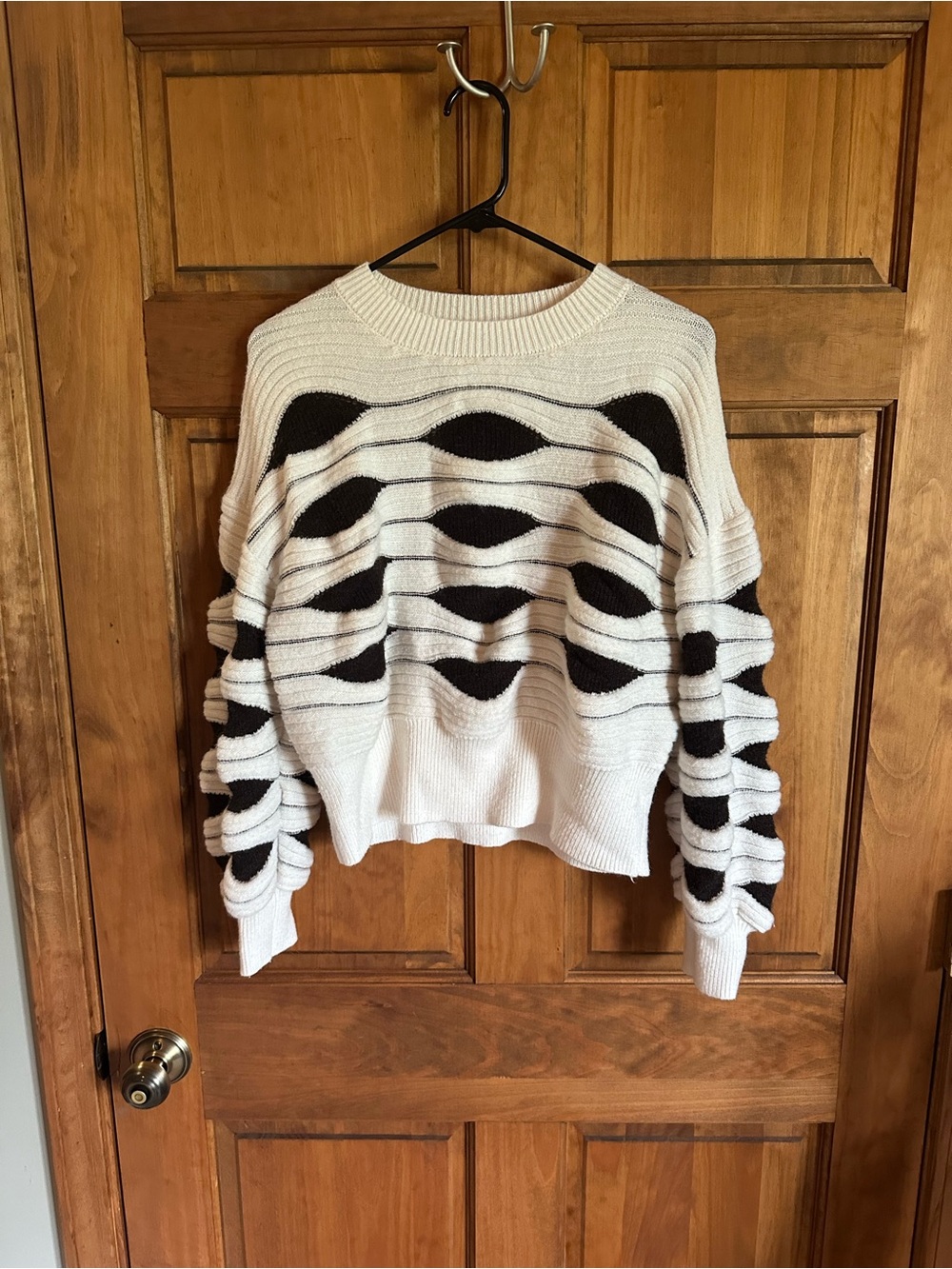 Nanette Lepore White & brown Textured Wave vintage Coogi style Crewneck Sweater